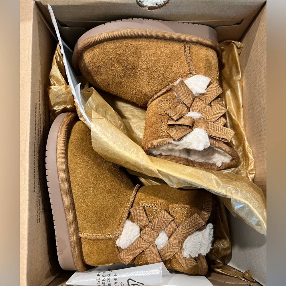 Koolaburra by Ugg Victoria Short Boot